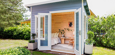 Schilder je houten tuinhuis in rustgevende kleuren