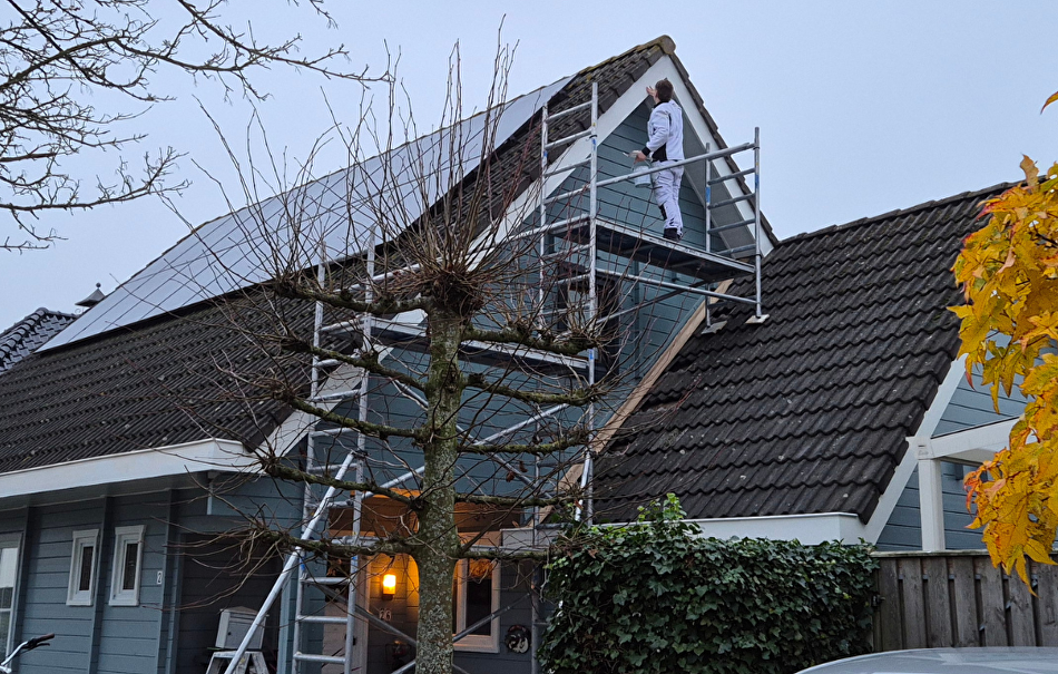 Houten log woningherstel in Rilland