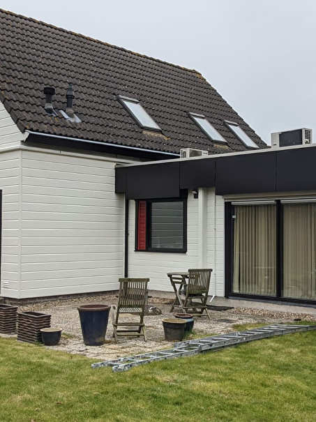 Bedrijfspand in Sleeuwijk