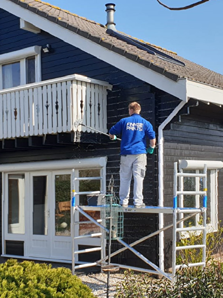 Woning in Dinteloord binnen en buiten geschilderd