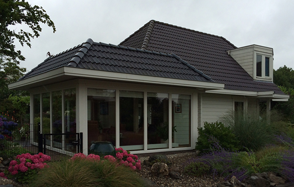 Schilderbeurt Finnhouse woning in Geldermalsen