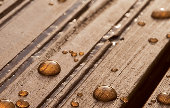 Schilderen op droog hout