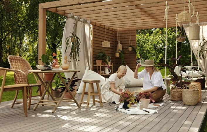 Een groot terras is geweldig om tijd door te brengen met je familie en vrienden.